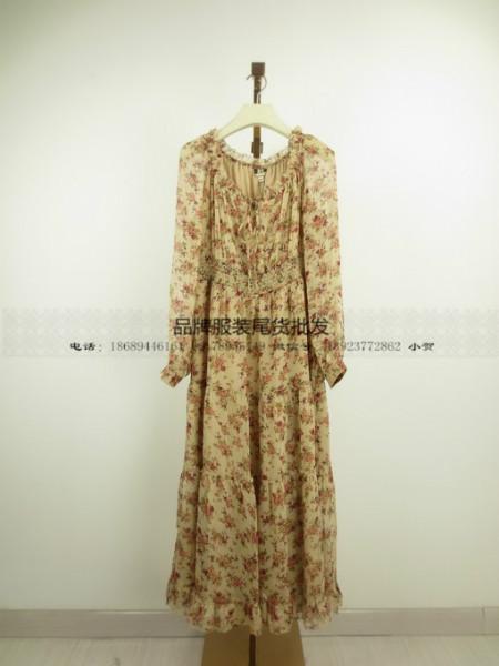 供應(yīng)艾希爾服裝庫存清倉處理