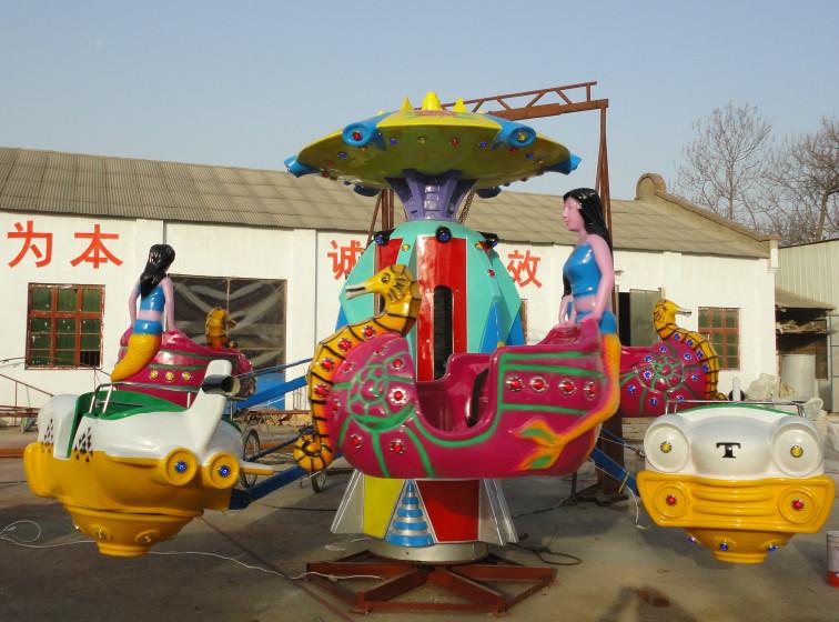 供應(yīng)四臂升降飛機(jī)2015年*爆的設(shè)備*錢(qián)的游樂(lè)設(shè)備金元寶是你*選擇