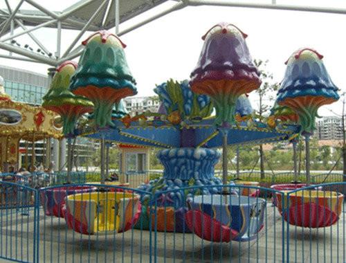 供應2015新型逍遙水母*錢的游樂設備/金元寶逍遙水母