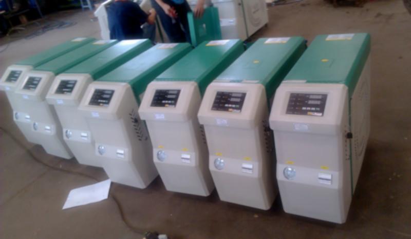 供應(yīng)模溫機 水式模溫機 油式模溫機 6KW/95度模具恒溫機