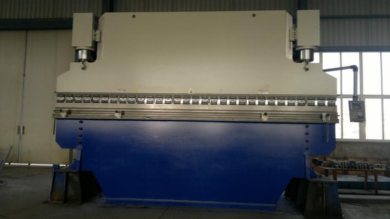 優(yōu)惠供應(yīng)折彎機WC67Y-200T/6000