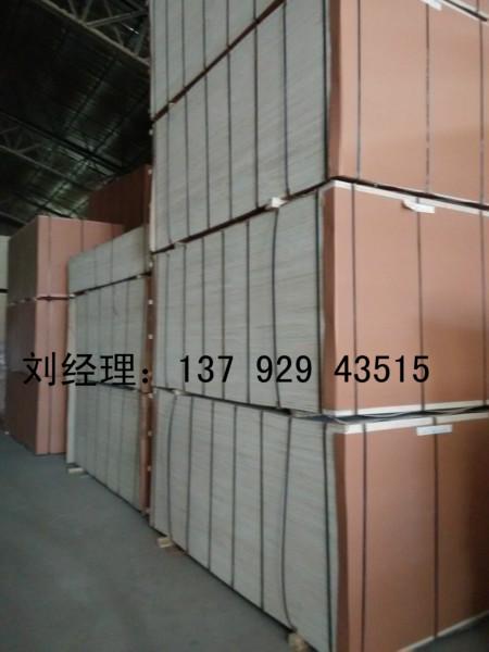 廠家直銷12mm二次成型奧古曼面家具板托盤板膠合板 12mm楊桉混合奧古曼膠合板