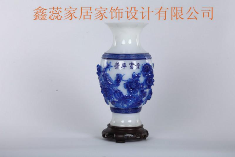 供應(yīng)哪里有歐式家居樹脂擺件工藝禮品擺件生產(chǎn)商/榮華富貴青花瓷系列