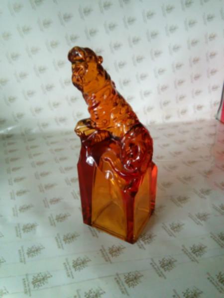 供應(yīng)深圳琉璃飛馬獎(jiǎng)杯廠家價(jià)格 *深圳琉璃飛馬獎(jiǎng)杯廠家圖片 琉璃馬