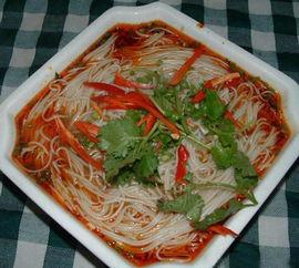 濟南砂鍋土豆粉培訓(xùn)加盟 邯鄲土豆粉技術(shù)培訓(xùn) 保定土豆粉做法學(xué)習(xí)