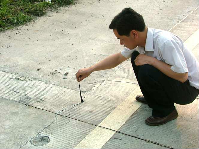 济南市河北石家庄最好的路面灌缝胶厂家厂家供应河北石家庄最好的路面灌缝胶厂家