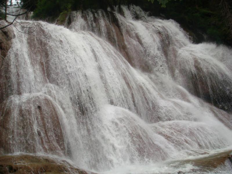 牟尼沟景区扎嘎瀑布九寨沟旅游包车厂家